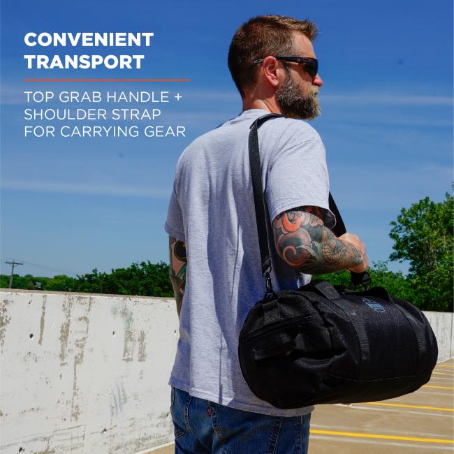 Convenient transport: top grab handle and shoulder strap for carrying gear