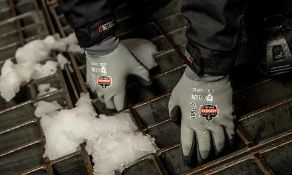 Cold Weather Gear Guide for Outdoor Workers - US Standard Products