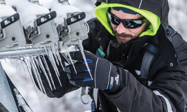 Best gloves for cheap working in the cold